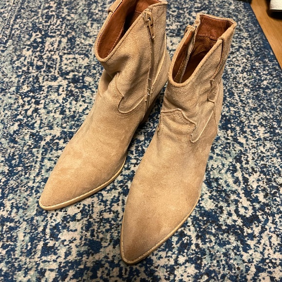 Miim Western Bootie Beige - Picture 2 of 5